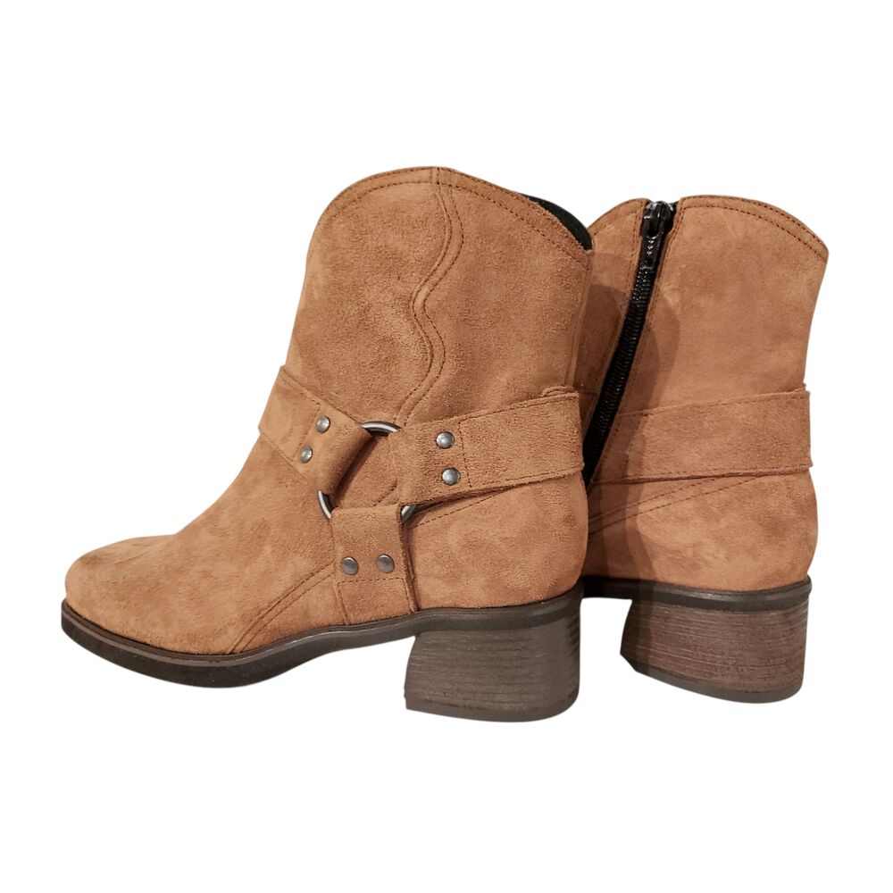 Durea Korte Laars 9820 825 1763 Bruciato Cognac Suede Wijdte H - 8721149308292 Durea Korte Laars 9820 825 1763 Bruciato Cognac Suede Wijdte H - 8721149308292